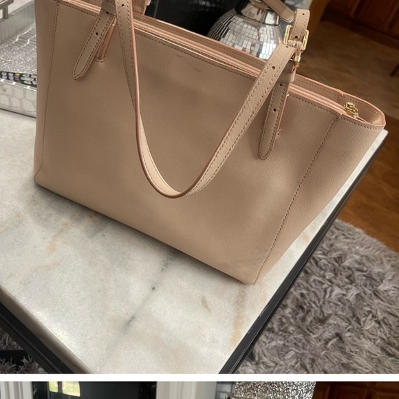 Tory Burch" Emerson Tote - Picture 7 of 15